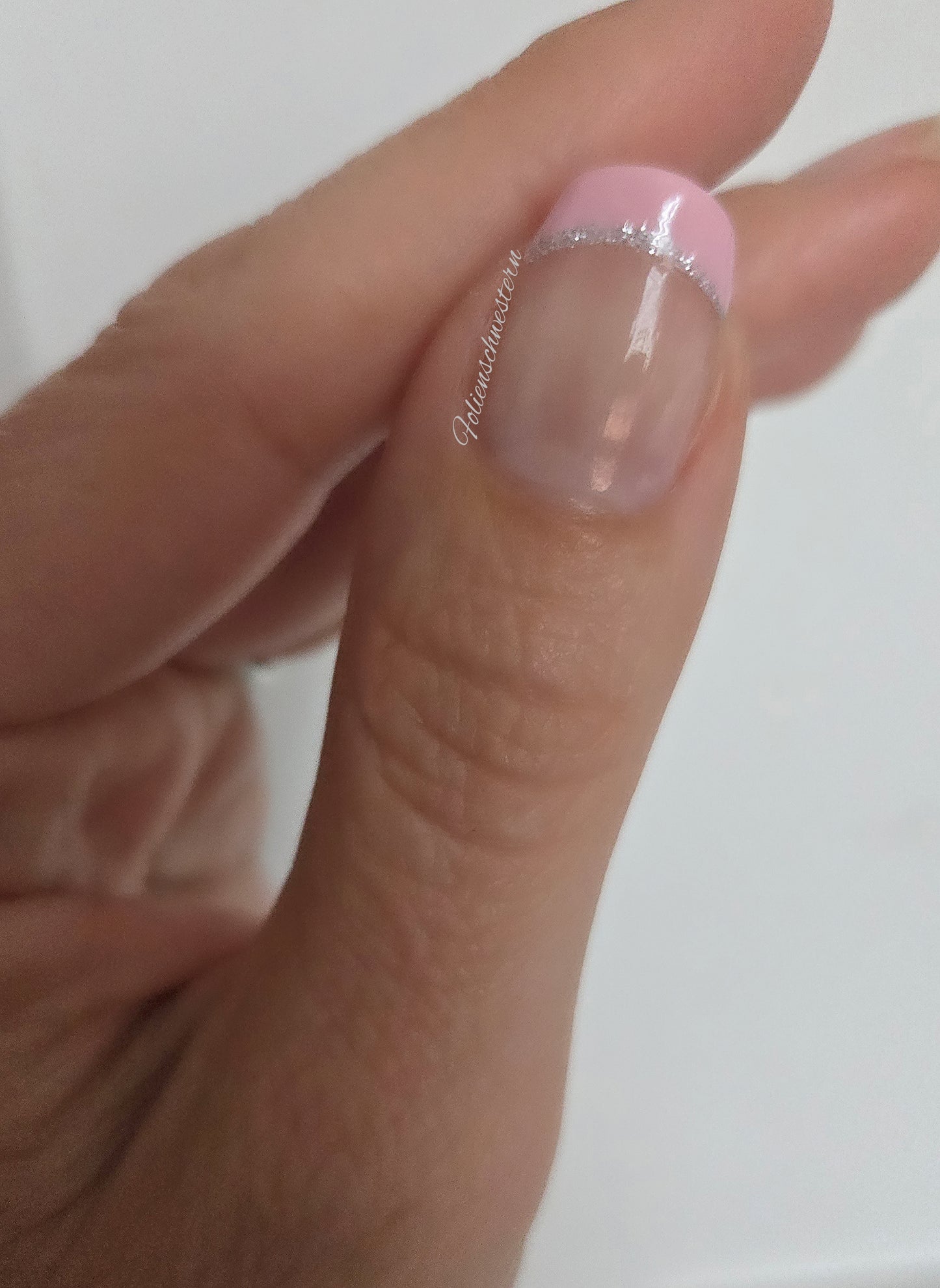 Exclusive - Rose Glitter French Tips T6815 - LIMITED!