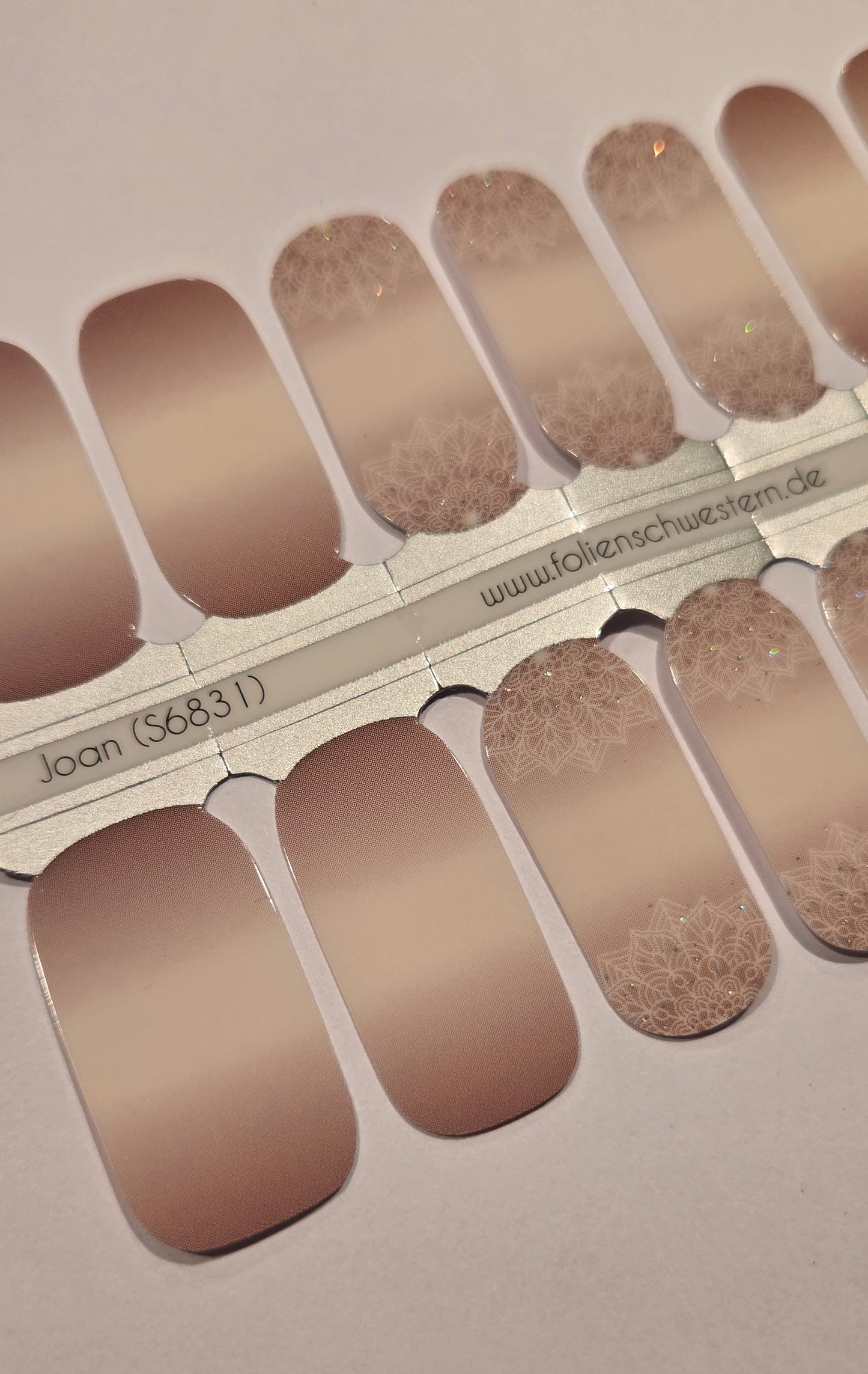 Exclusive - Joan S6831 - LIMITED!