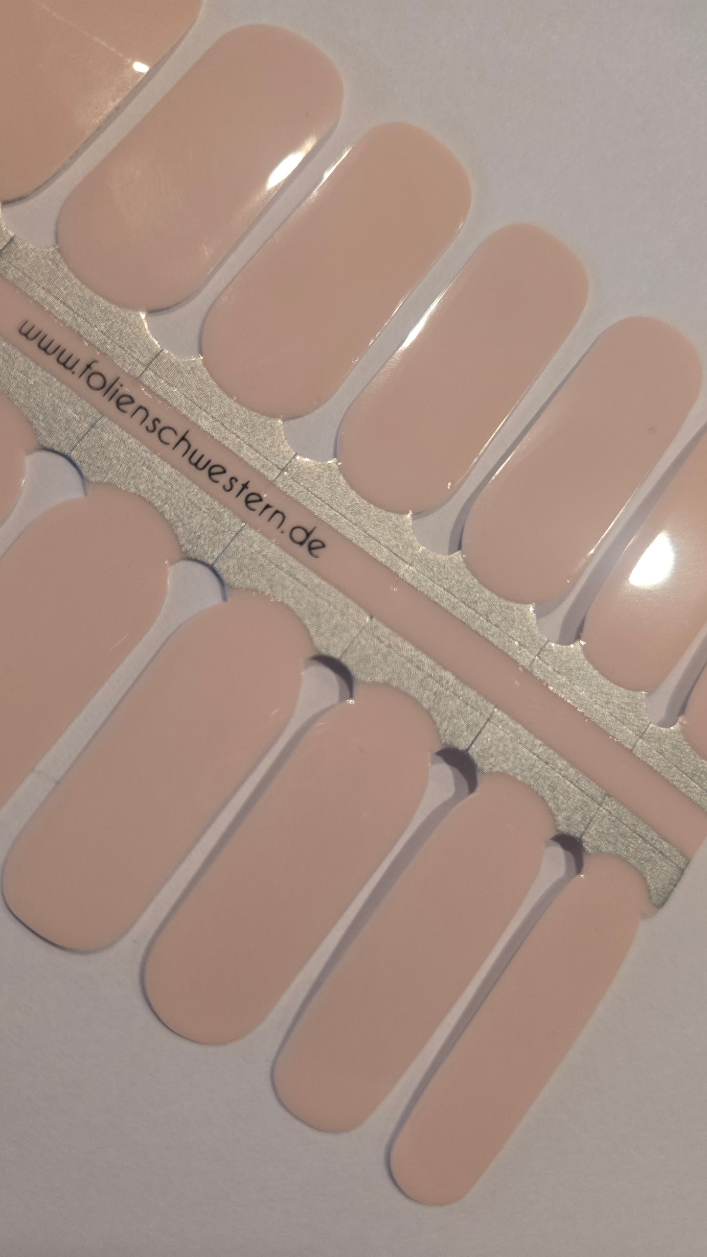 Exclusive - Crema S6887 (semitransparent) - LIMITED!