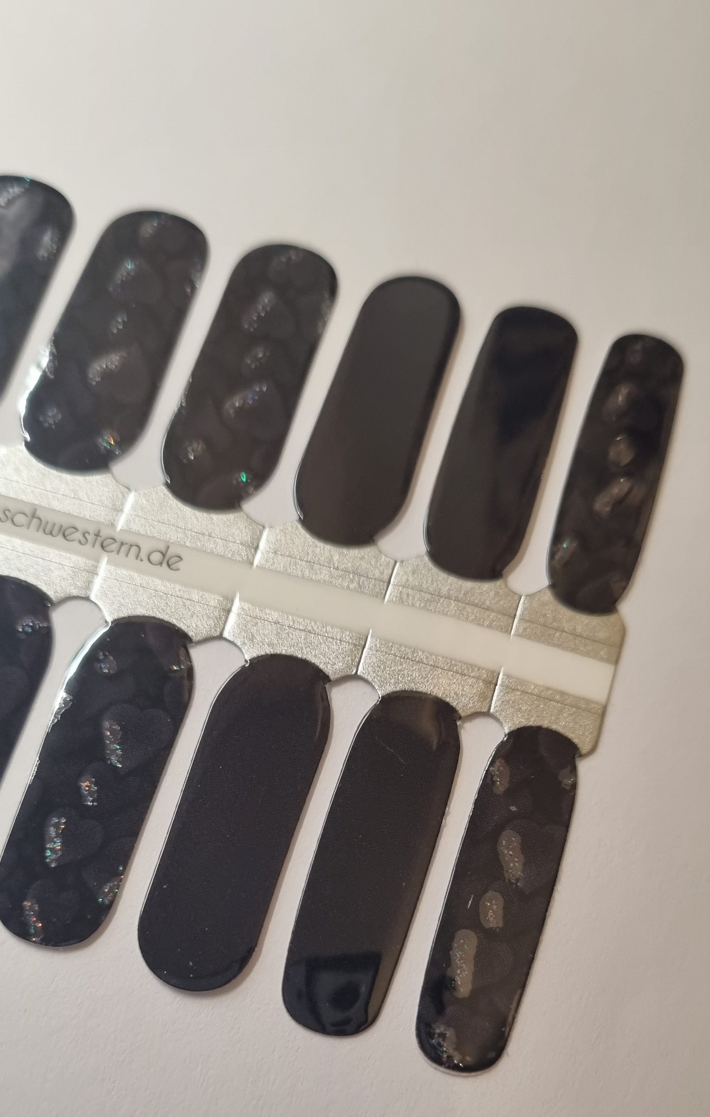 Exclusive - Black Hearts S6493 - LIMITED!