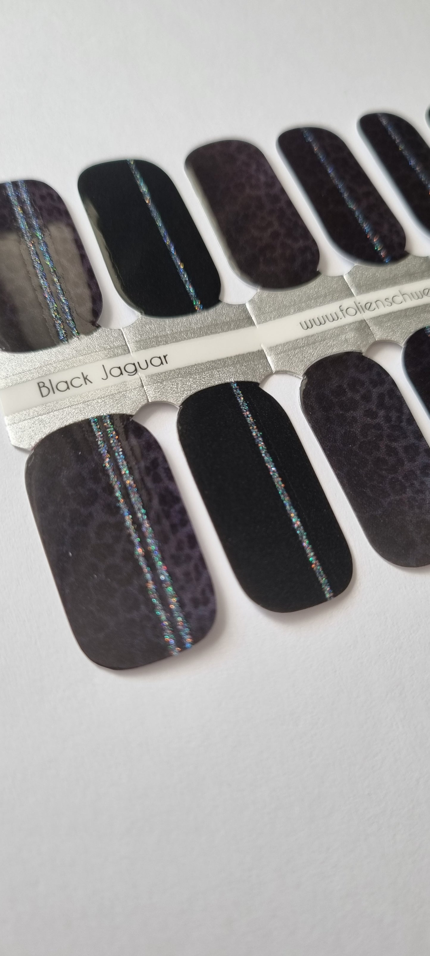 Exclusive - Black Jaguar S6498 - LIMITED!