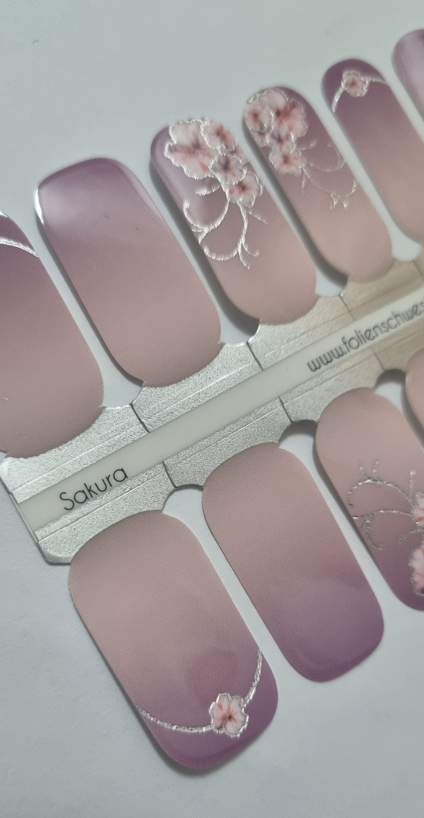 Exclusive - Sakura S6678 -  LIMITED!