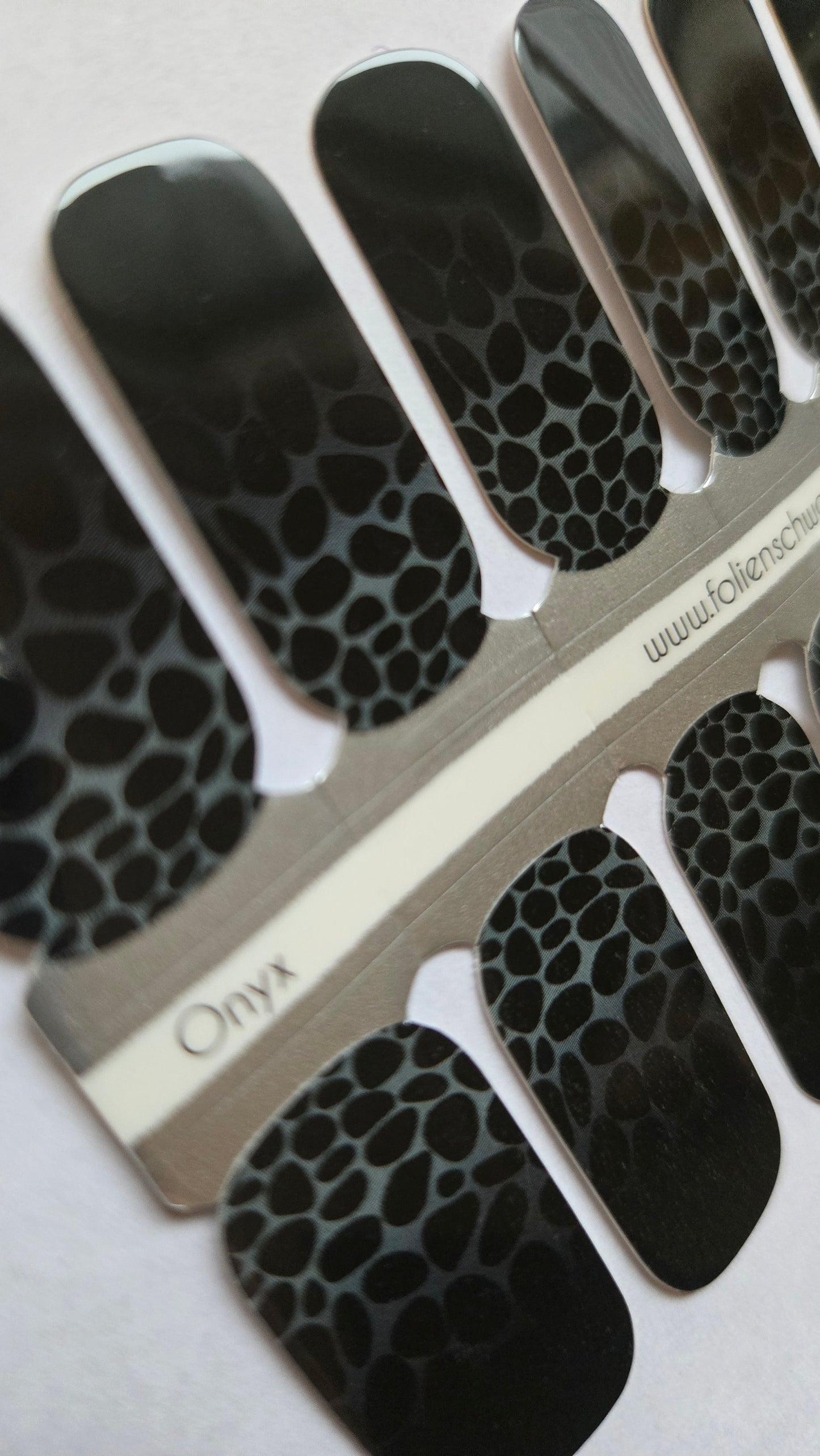 Exclusive - Onyx S6725 -  LIMITED!