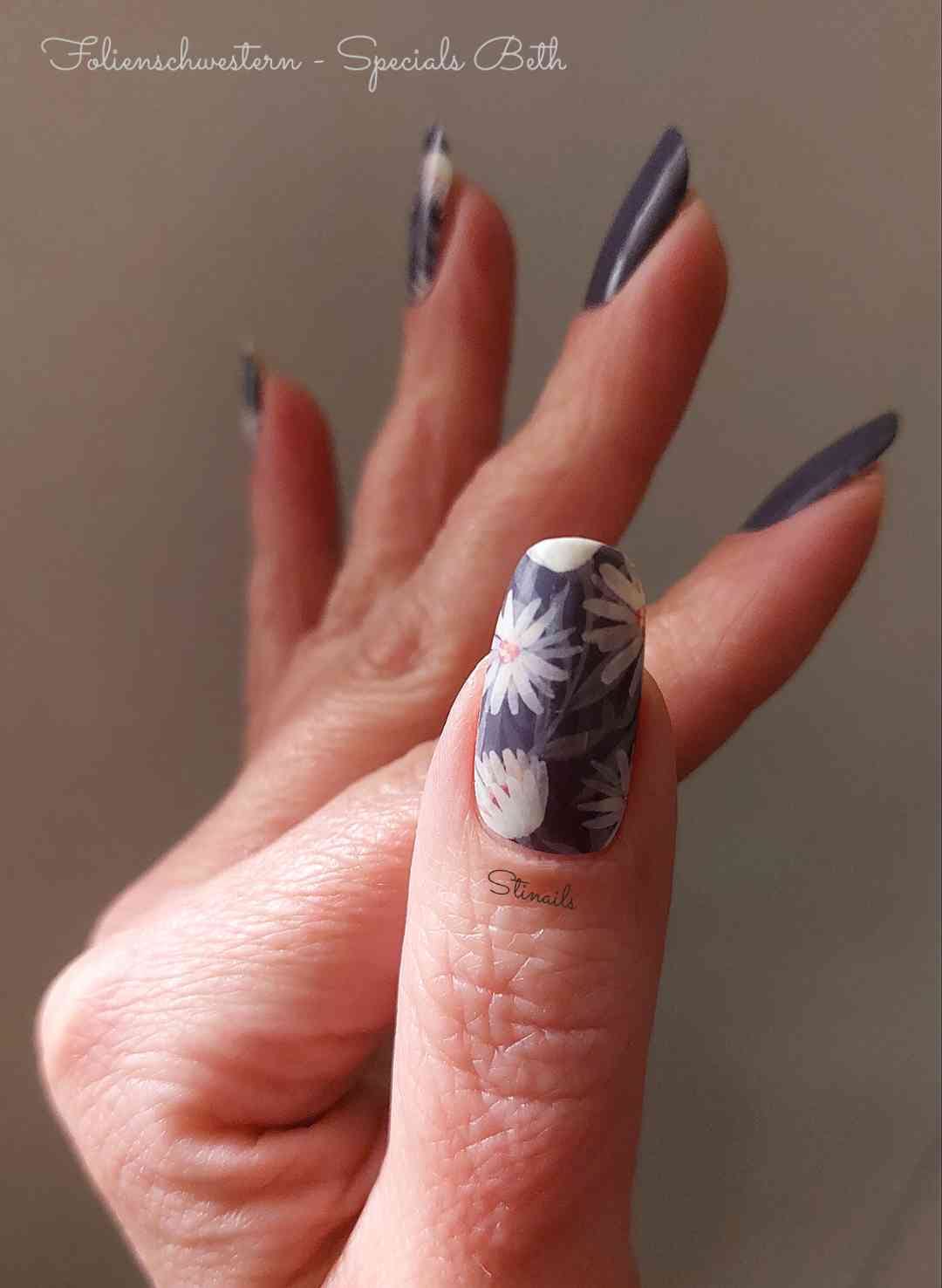 Specials: Beth (SA0005)