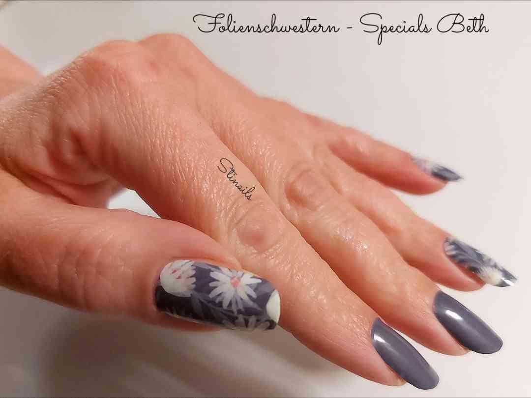 Specials: Beth (SA0005)