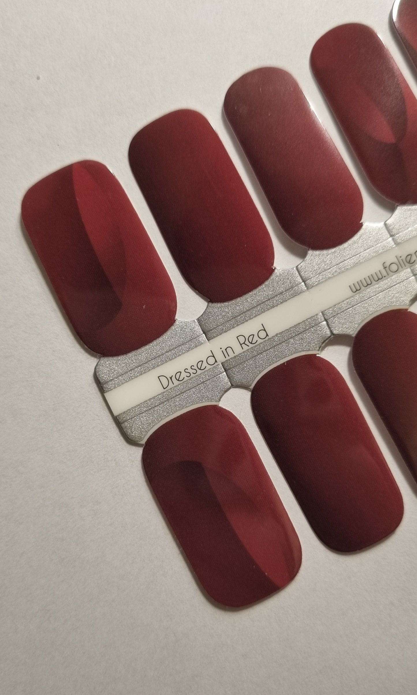 Exclusive - Dressed in Red S6286 - Limited