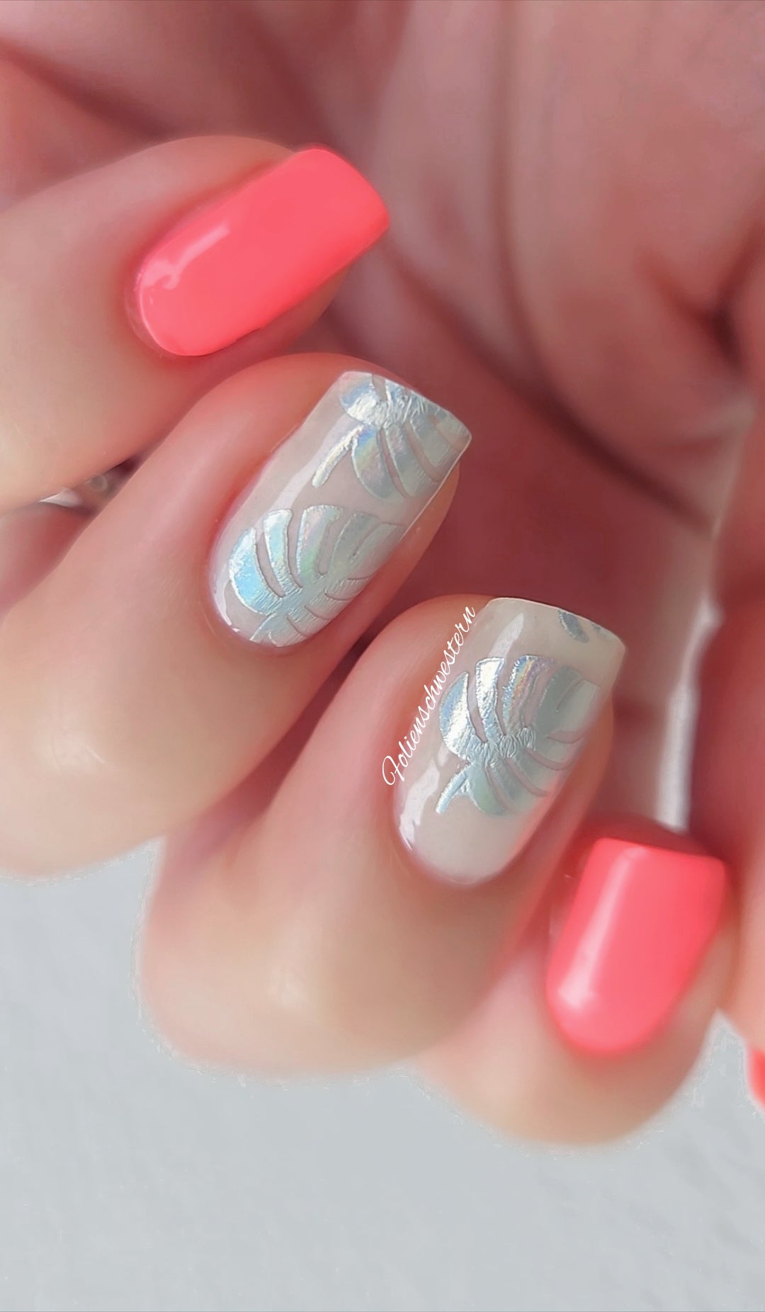 Exclusive GlossFlex - Summer 26 - Silver Leaf S6877 (transparent) - LIMITED!
