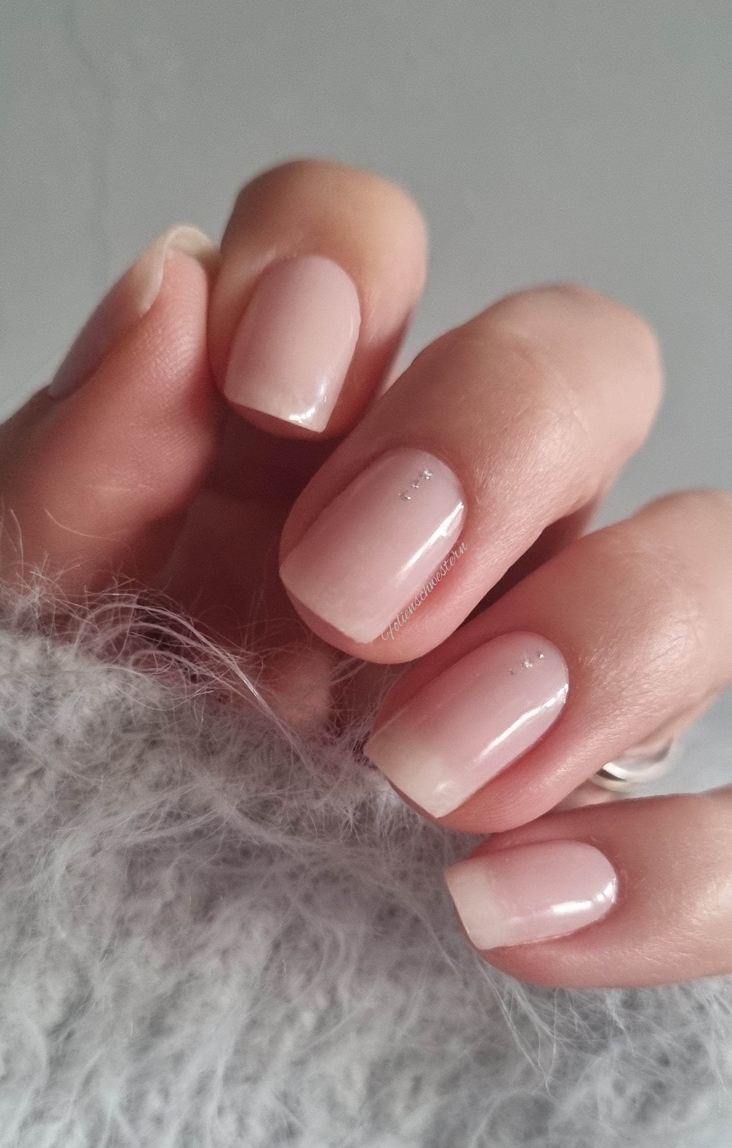 UV Gel Folien SG - Exclusive UV - Pure Elegance U6680 (semitransparent) - LIMITED!