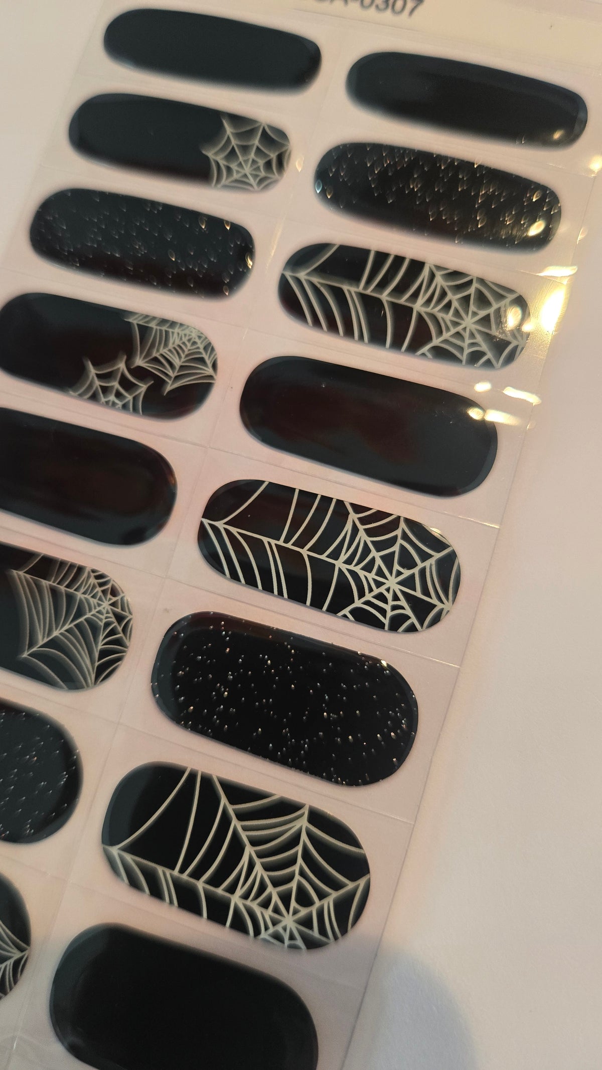 UV Free & No Top Coat- Black Spider BSA0307