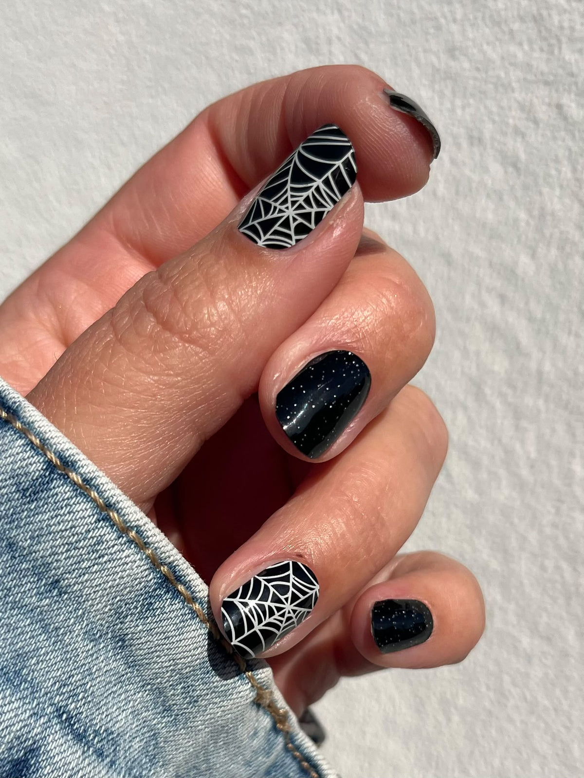 UV Free & No Top Coat- Black Spider BSA0307